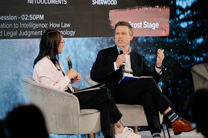Stop Telling AI to “Act Like an Expert.” It Might Just Make It Sound More Confident